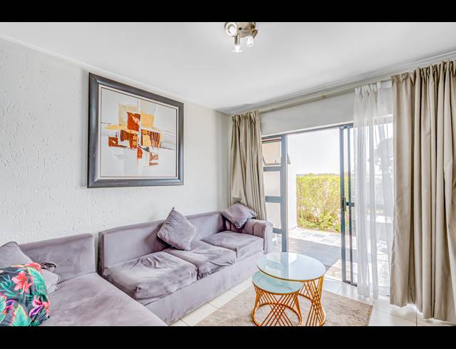 1 BEDROOM APARTMENT BLOCK FOR SALE IN JACKAL CREEK GOLF ESTATE